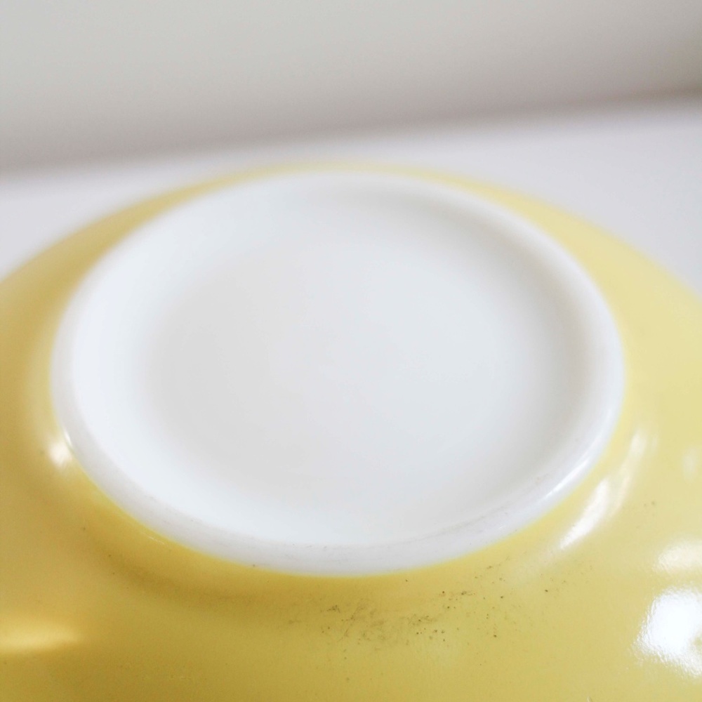 Pyrex Yellow (Primary Color) Bowl - Picture 3 of 3
